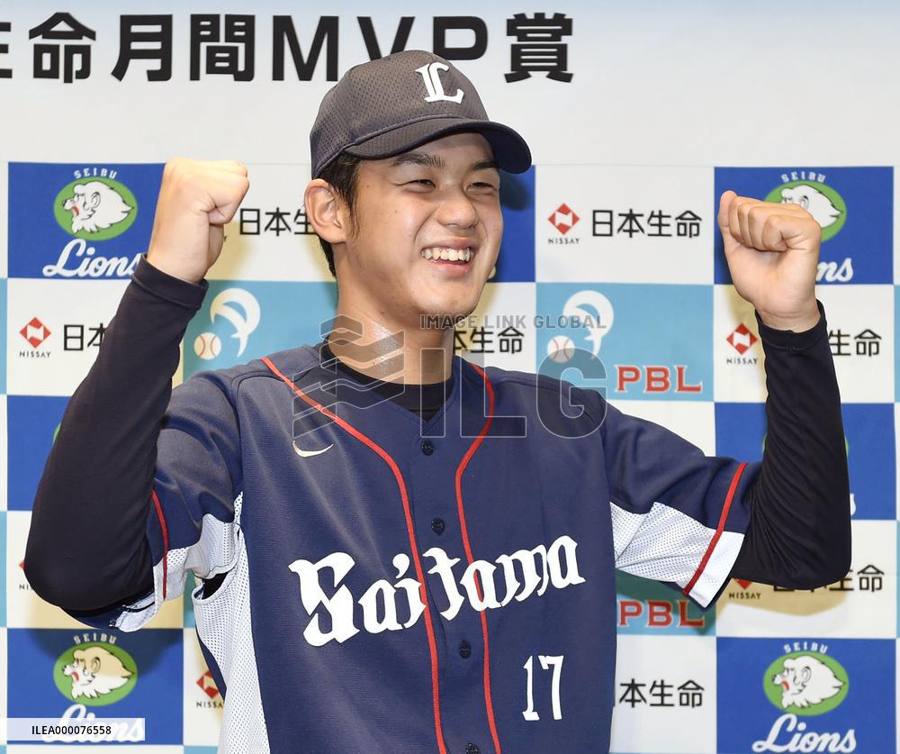 Takahashi becomes youngest recipient of monthly MVP award