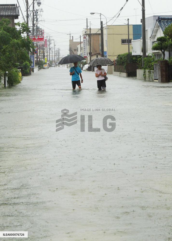 Rain prompts evacuation of residents in Hamamatsu as typhoon nears