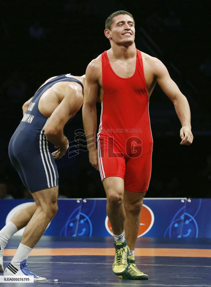 Azerbaijan's Chunayev wins 71 kg at world championships