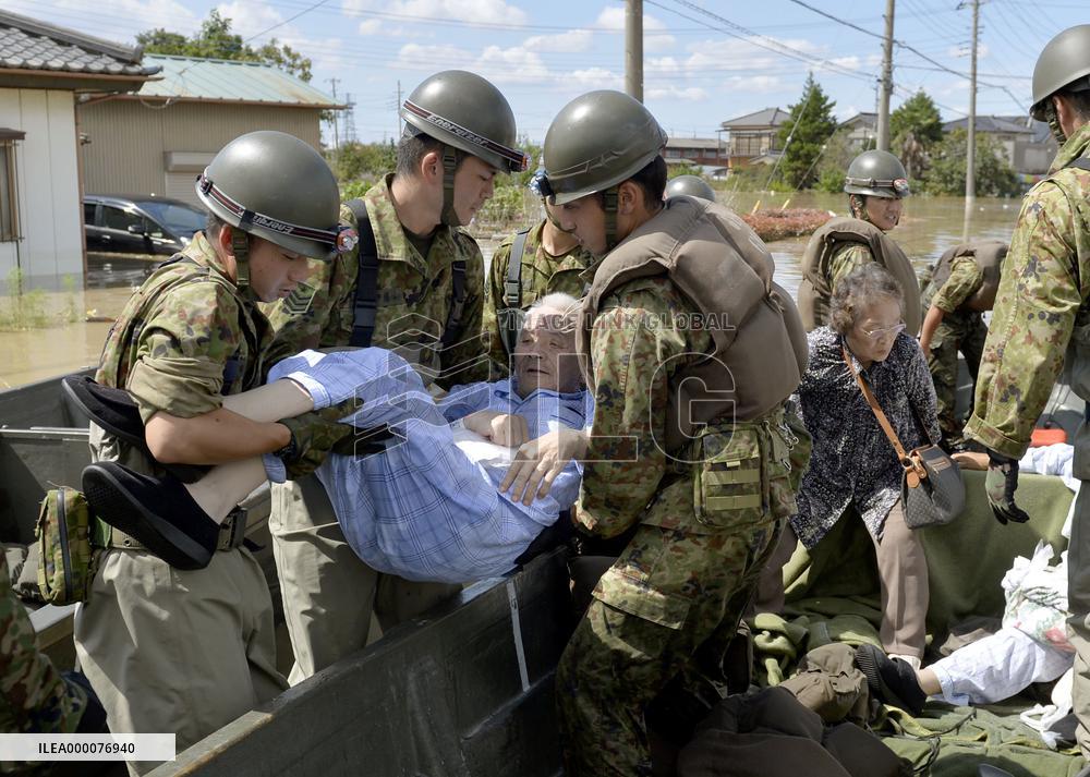Japan struggles with floods for 2nd day