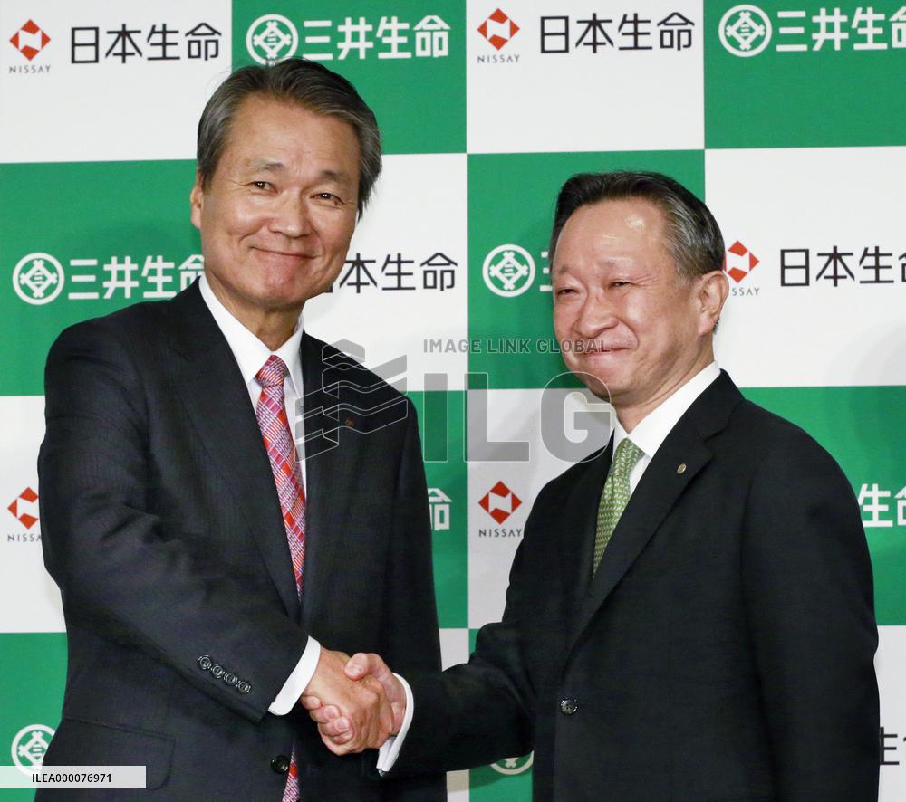 Nippon Life agrees to buy Mitsui Life