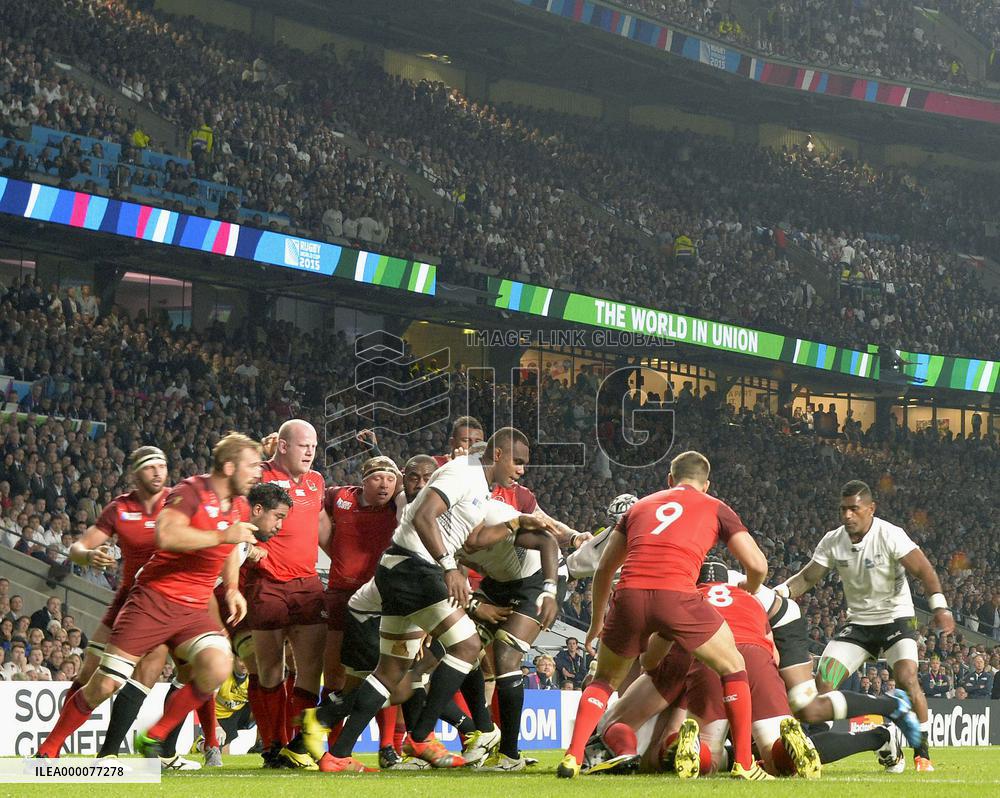 England off to winning start at RWC