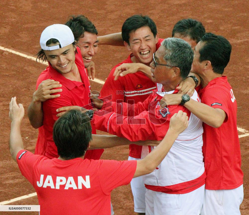 Tennis: Japan hits back to beat Colombia in Davis Cup playoffs