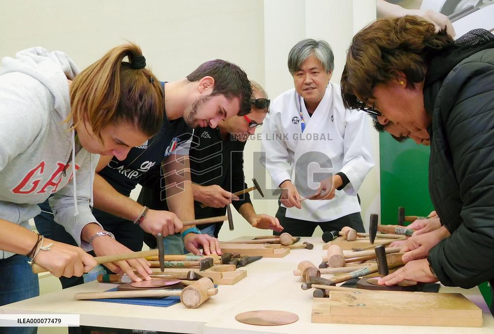Japanese tableware, blades introduced at Milan expo