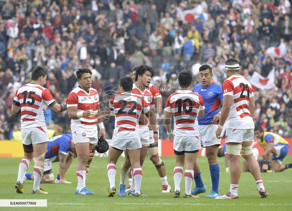Japan keep quarterfinal dream alive with clinical win over Samoa