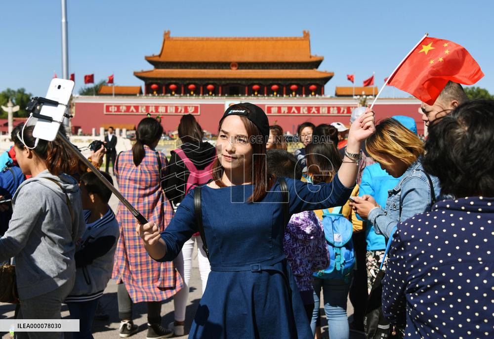 China begins weeklong National Day holiday