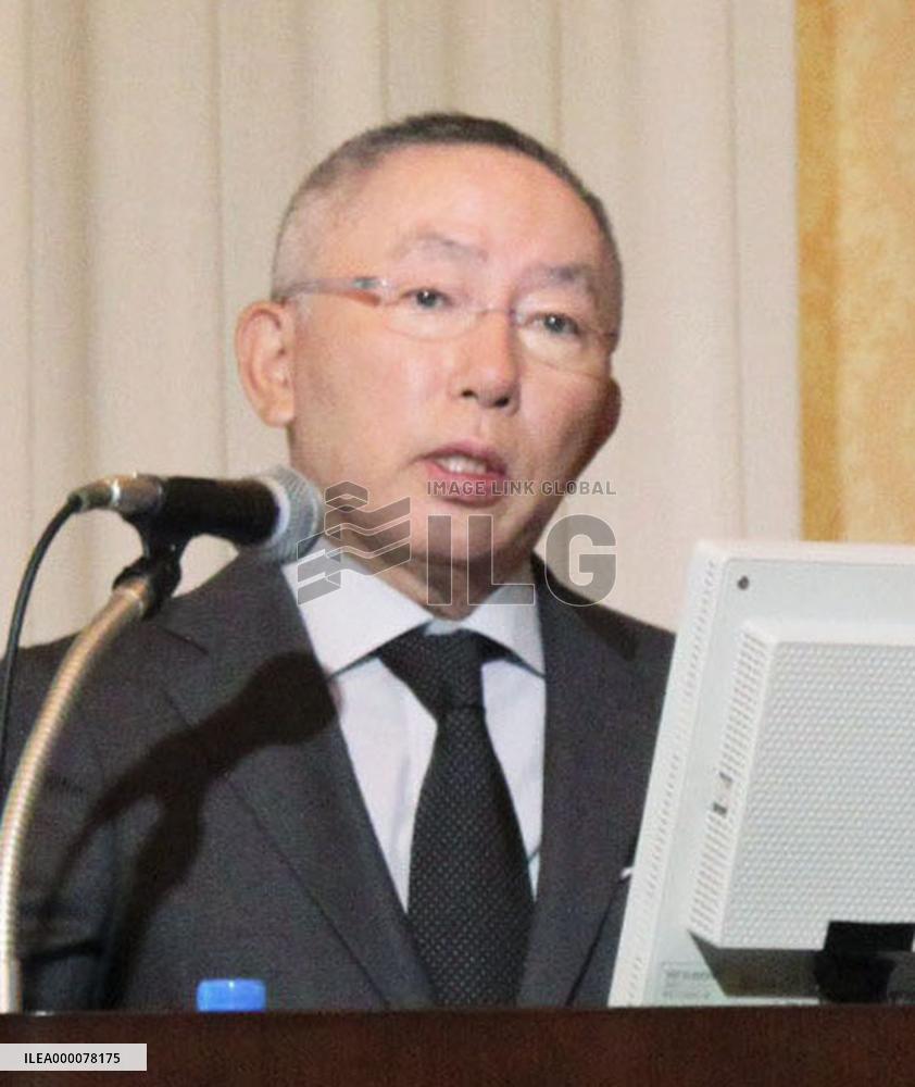 Fast Retailing logs record net profit on strong Asian sales