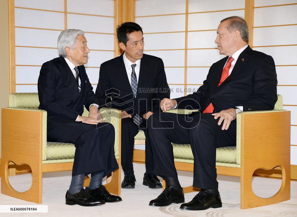Emperor Akihito meets with Turkish President Erdogan