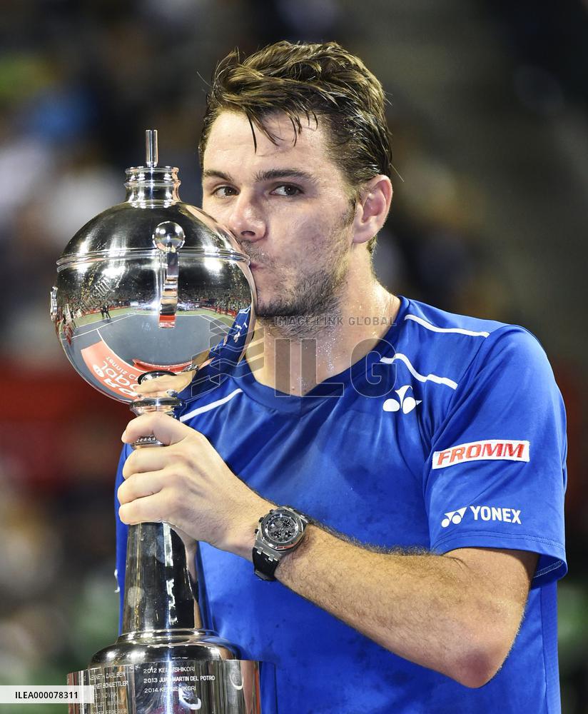 Wawrinka beats Paire to take Japan Open singles title