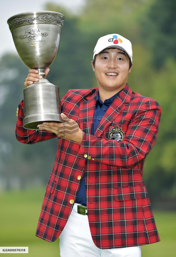 S. Korea's Lee Kyoung Hoon wins Tourworld Cup golf tournament