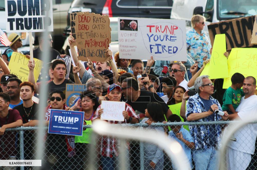 Hispanic residents oppose Trump's policy on immigrants