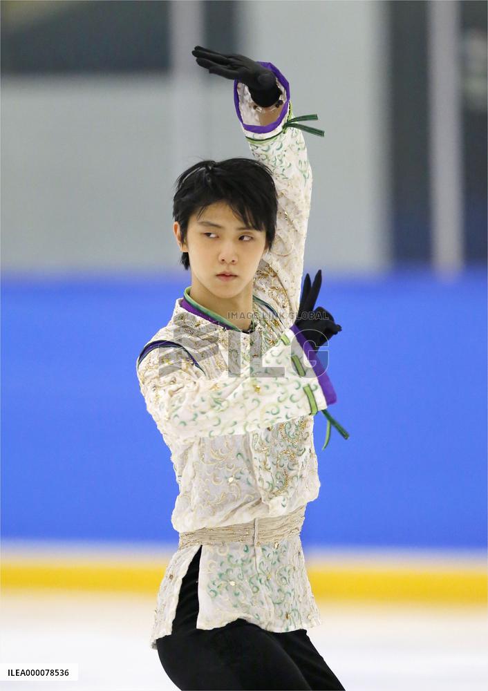 Hanyu wins Autumn Classic figure skating competition