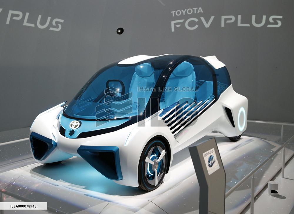 Tokyo Motor Show opens with green, self-driving cars in spotlight