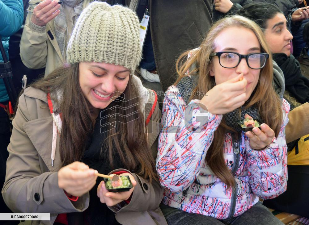 Japan Pavilion visitors enjoy Gunma food and drink