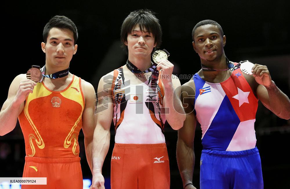 Gymnastics: Uchimura wins record 6th straight all-around world title