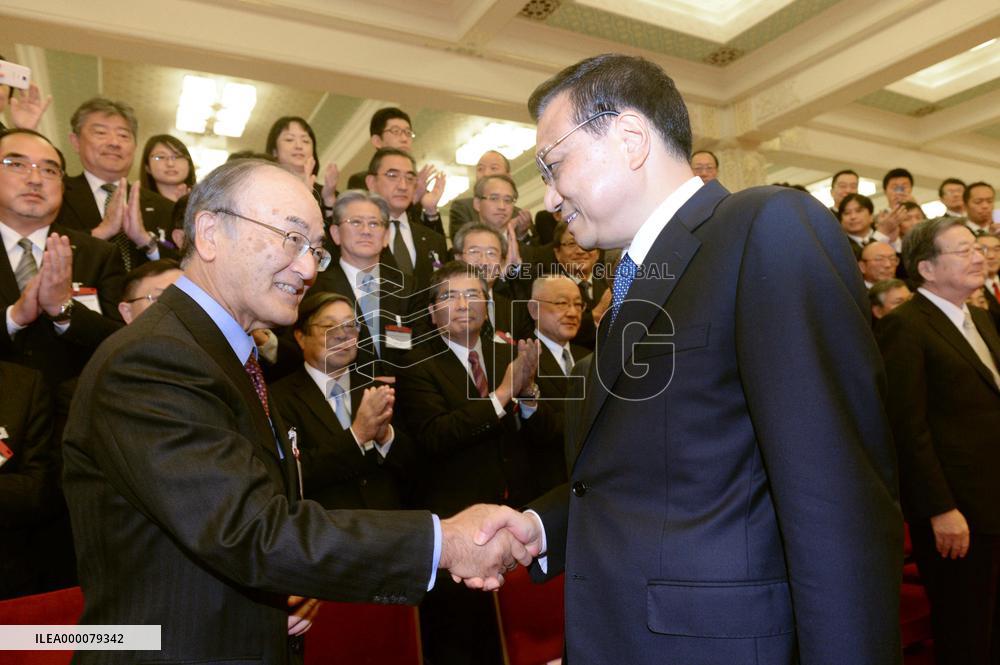 Japan business group meets Chinese leader for 1st time since 2009