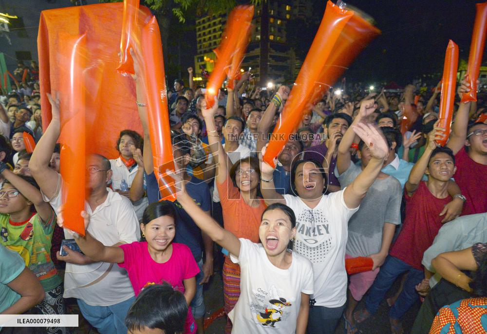 Supporters gather outside NLD headquarters