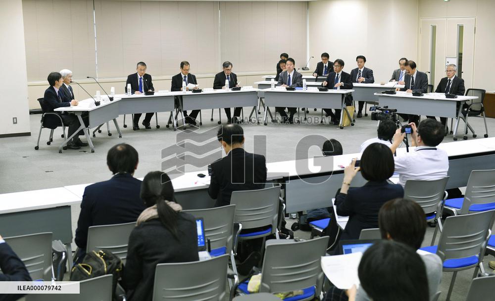 Regulator calls for replacing Monju reactor operator
