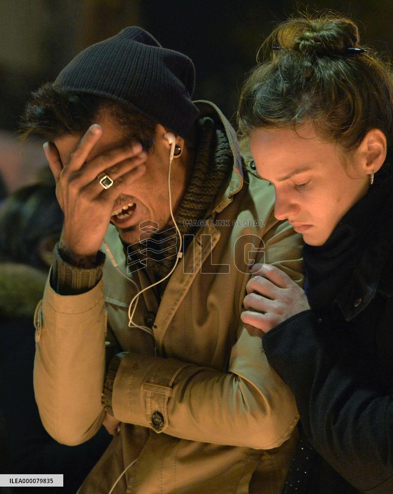 Paris mourn victims of terror attacks