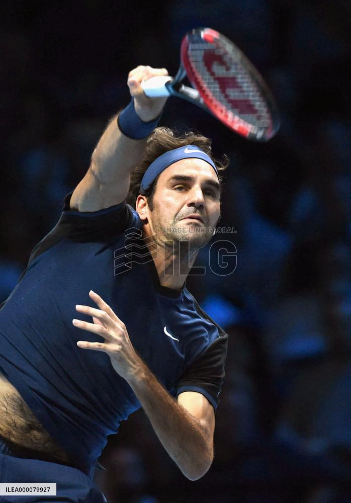 Federer beats Djokovic in ATP world tour finals