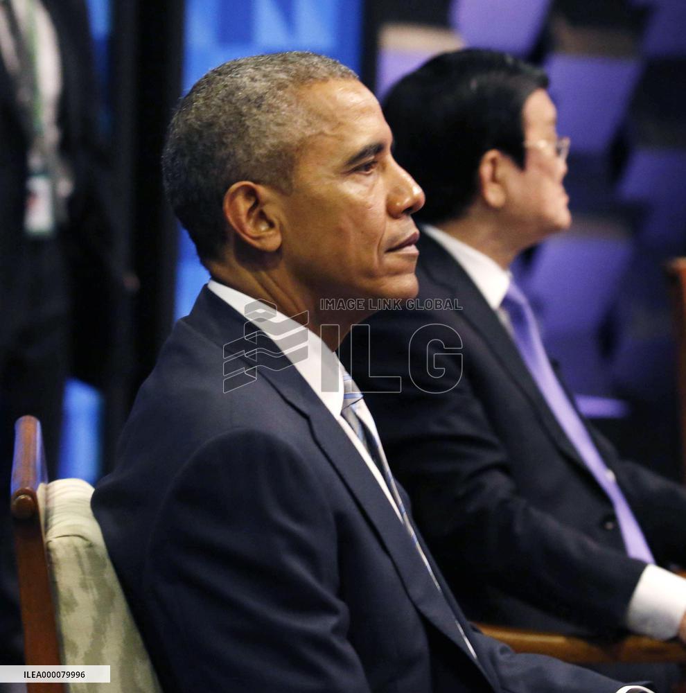 Asia-Pacific leaders condemn terror, commit to growth