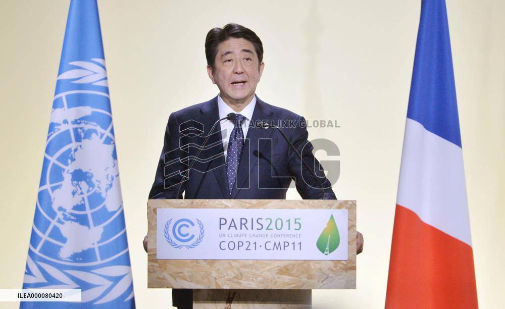Climate summit starts in Paris