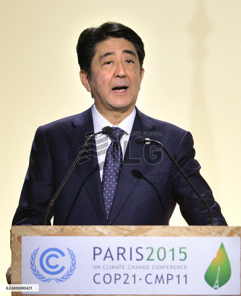 Climate summit starts in Paris