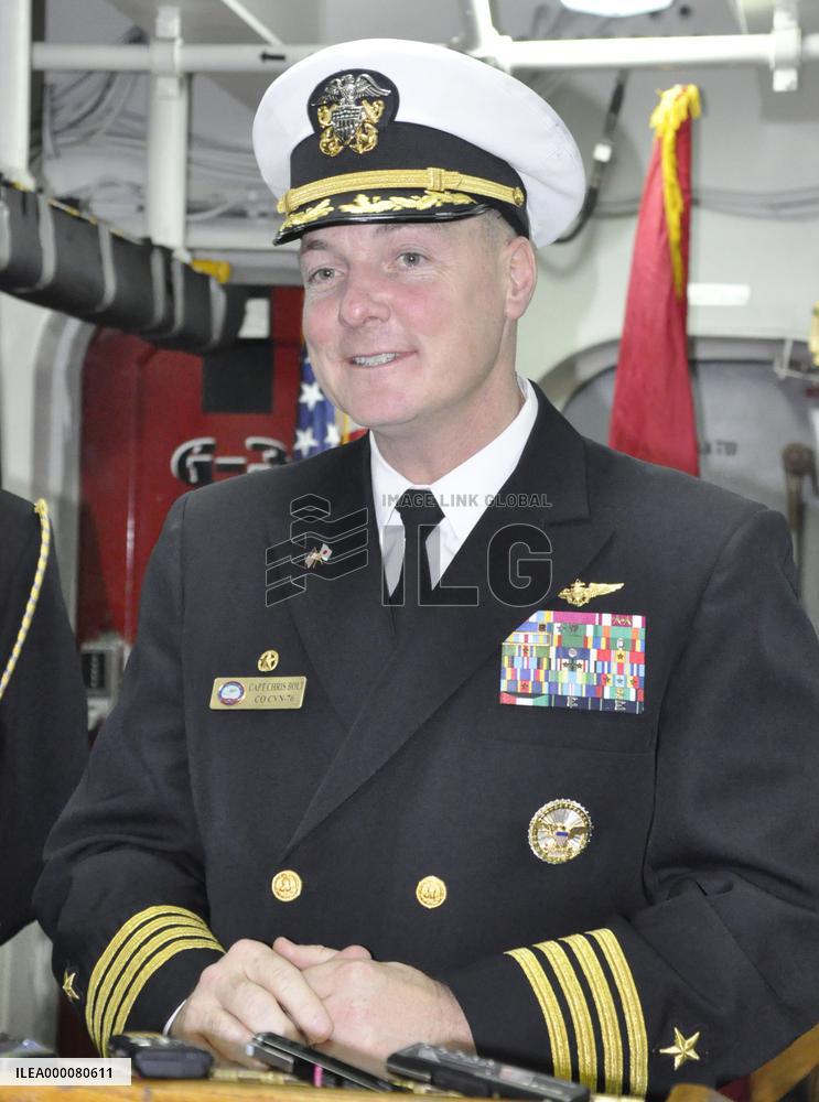 U.S. aircraft carrier returns to Yokosuka port