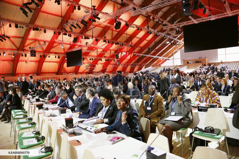Climate talks enter final week