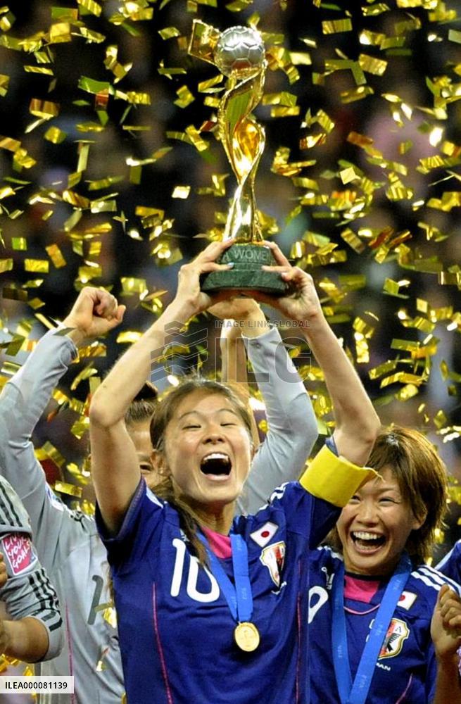 Soccer: Japan soccer player Homare Sawa retires