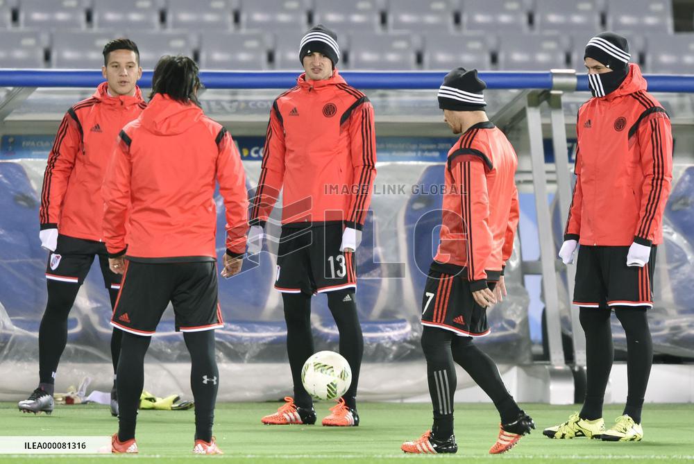 River Plate train on eve of final against Barcelona