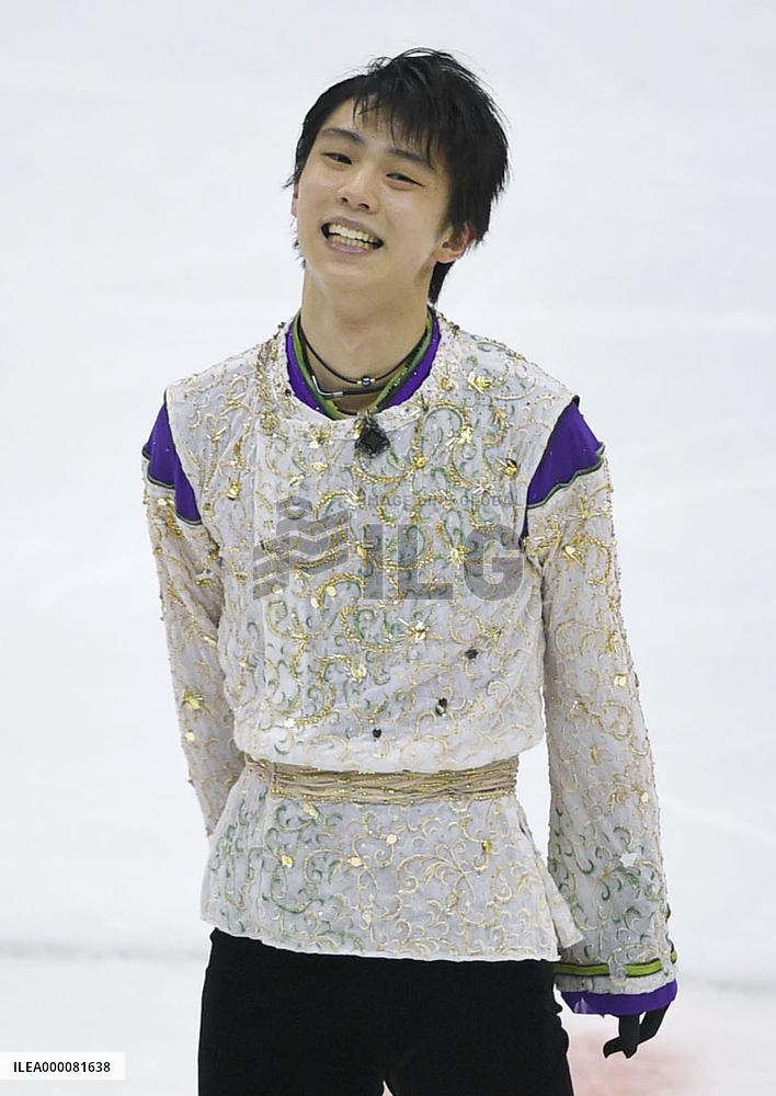 Imperfect Hanyu wins 4th straight nationals