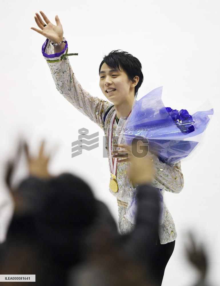 Imperfect Hanyu wins 4th straight nationals
