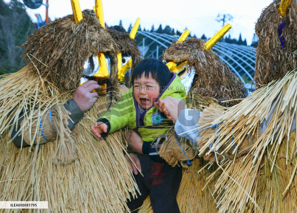 "Namahage" end-of-year rituals