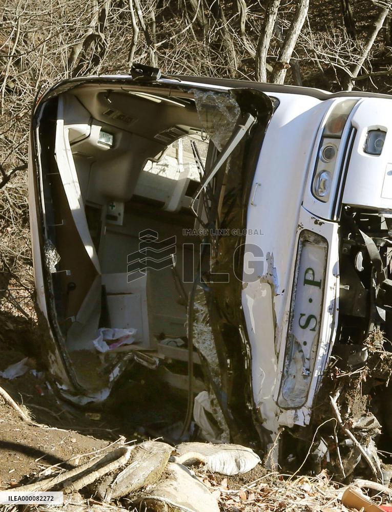 14 people dead in ski tour bus accident
