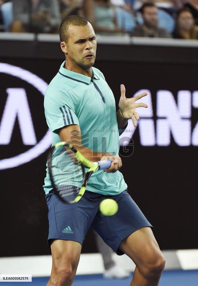 Tsonga wins in Australian Open 3rd round