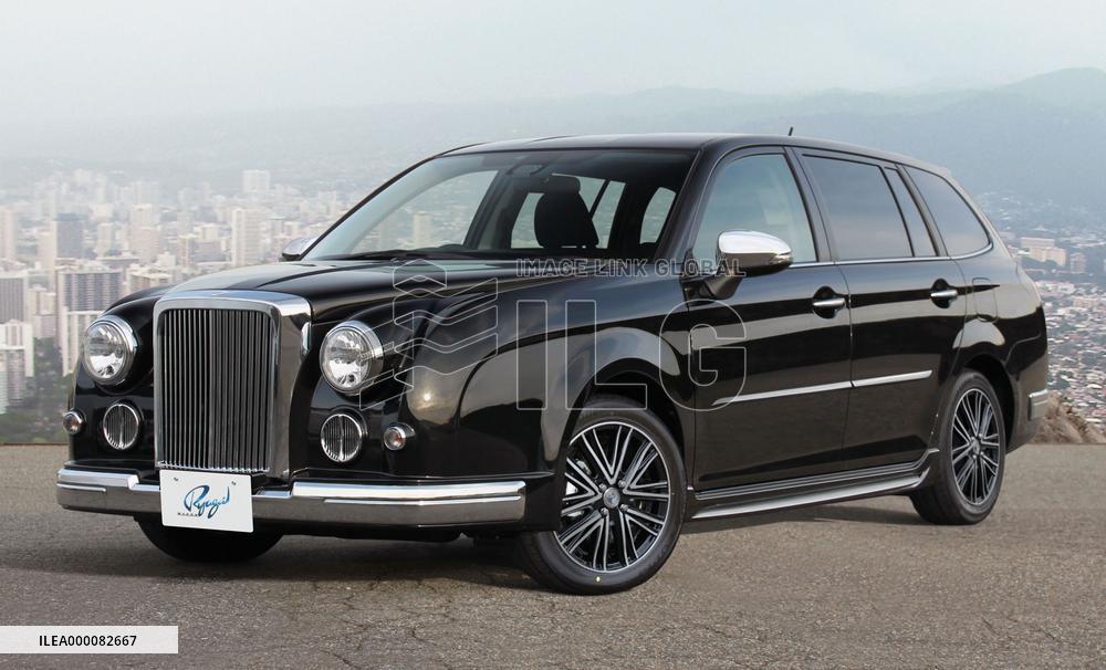 Mitsuoka Motor's new station wagon with classic-car looks