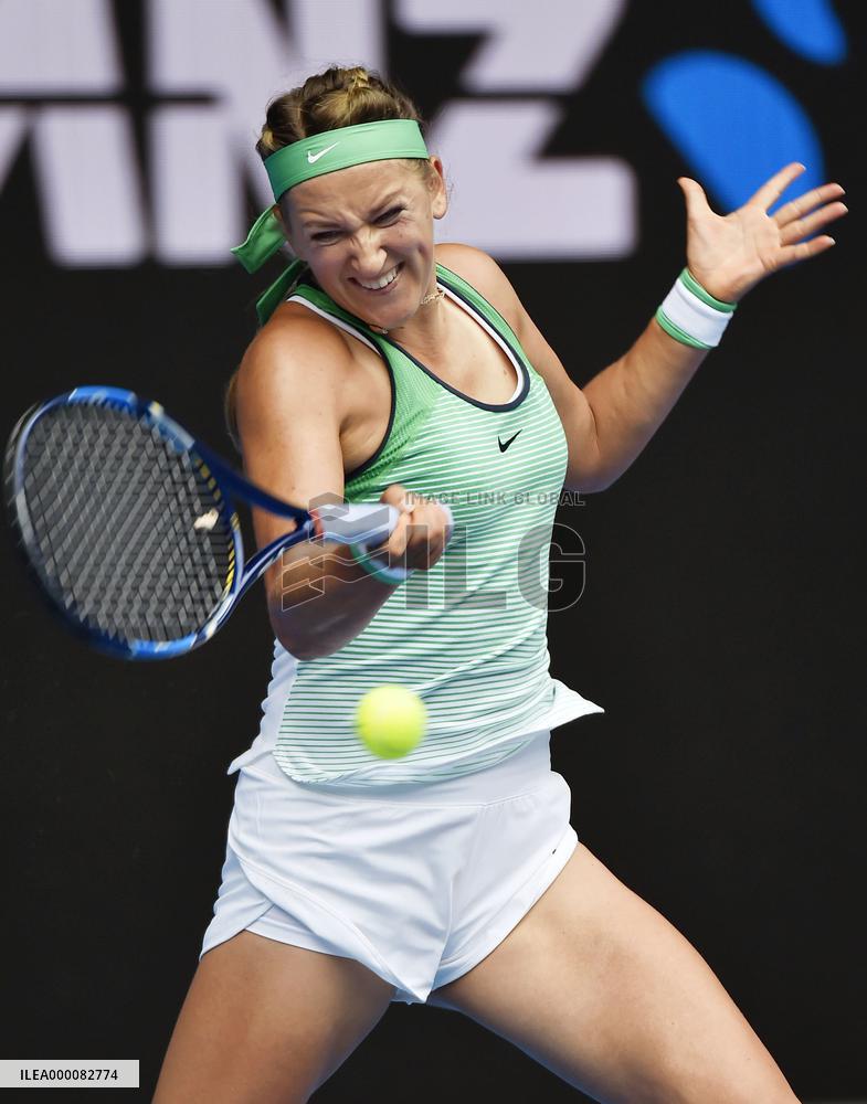 Kerber beats Azarenka
