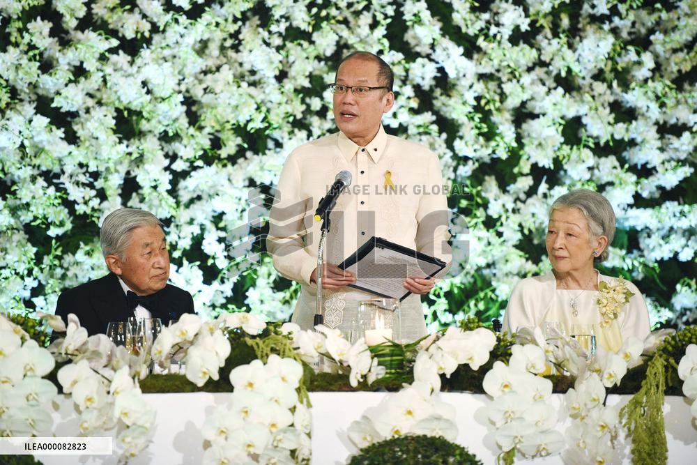 Emperor says Japanese should never forget about Filipino WWII dead