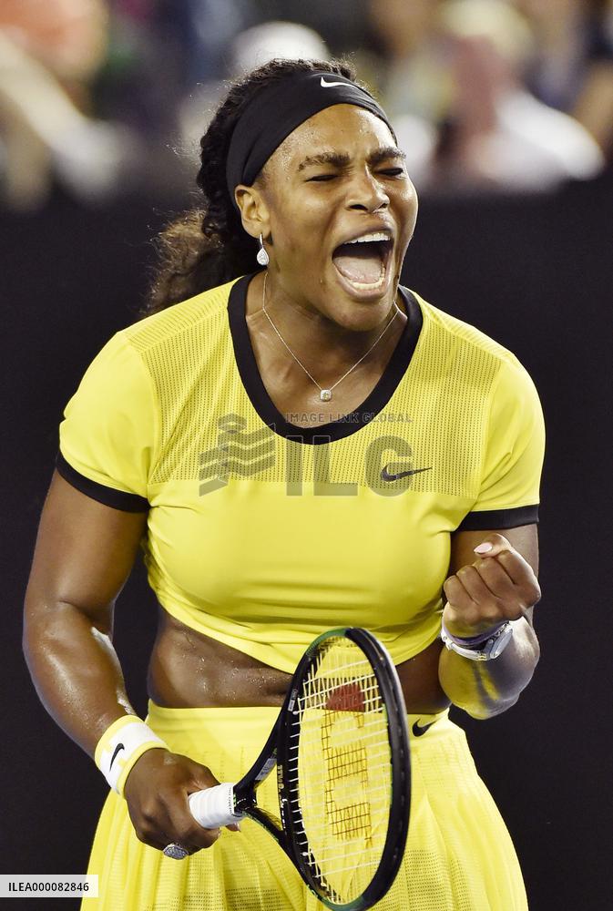 Williams beats Radwanska in Australian Open semifinal