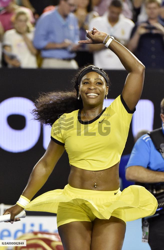 Williams beats Radwanska in Australian Open semifinal