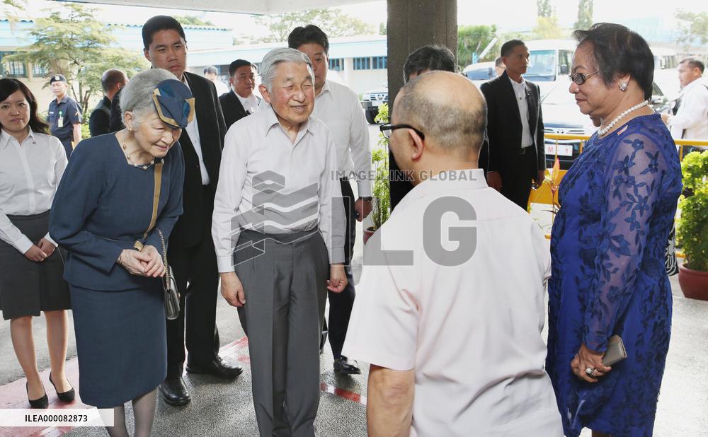 Japan emperor, empress in Manila