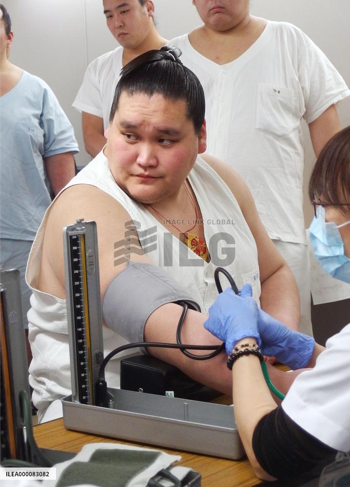 Terunofuji to be back for spring tournament