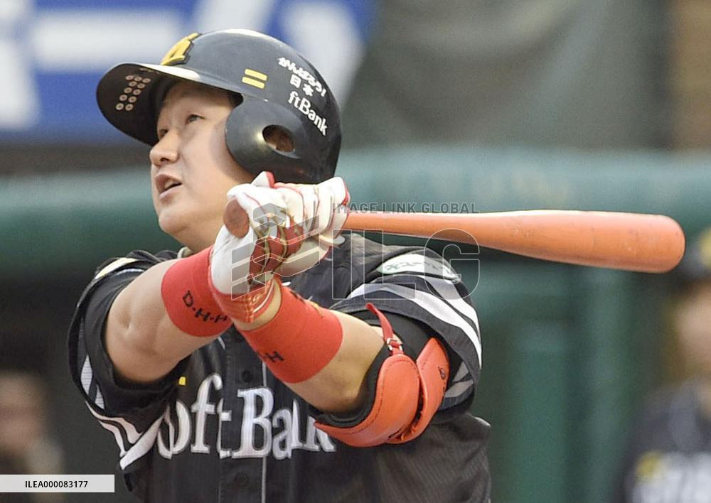 Mariners sign minor league deal with Korean slugger Lee