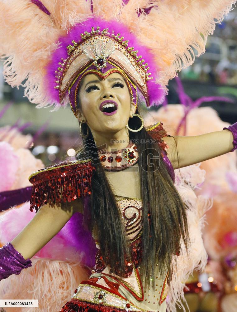 Japanese samba dancer performs at Rio carnival