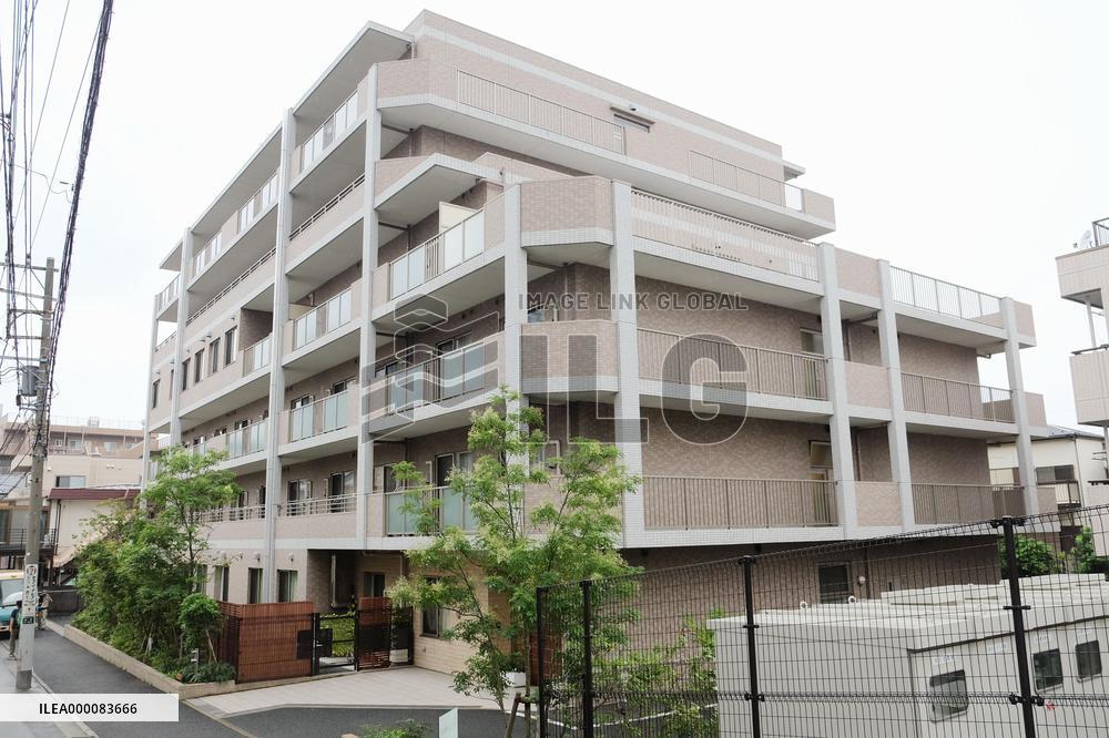 Ex-worker at nursing home arrested for throwing old man from veranda