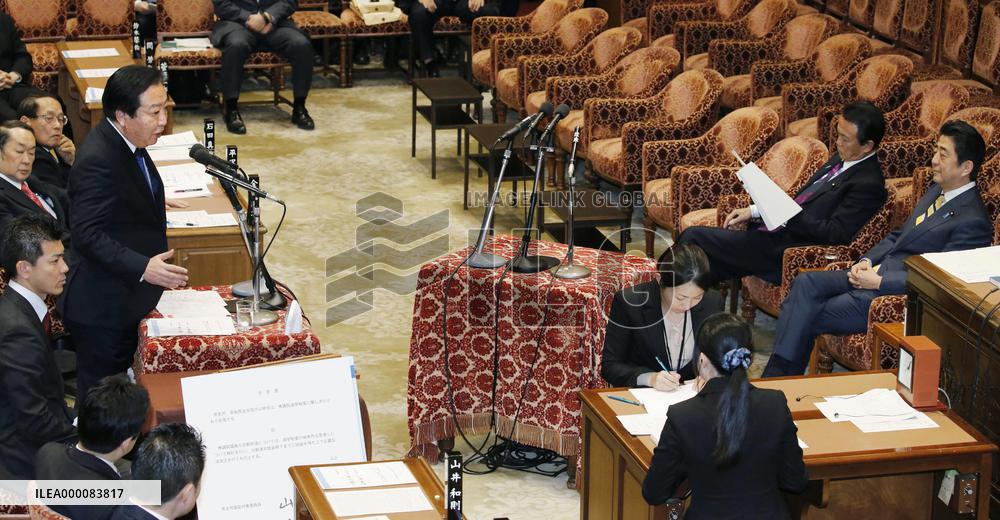 Ex-Prime Minister Noda questions incumbent Abe