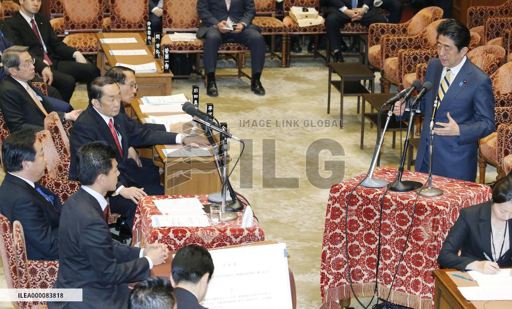 Ex-Prime Minister Noda questions incumbent Abe