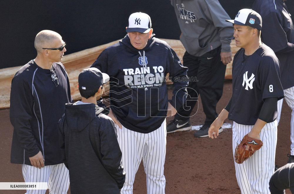 Tanaka at Yankees spring training