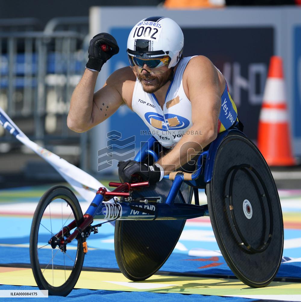 Australia's Fearnly wins men's wheelchair marathon in Tokyo